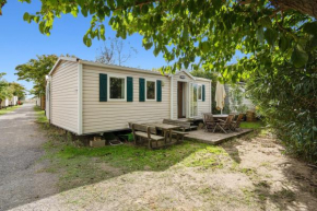 Bungalow convivial près de Sète avec piscine partagée